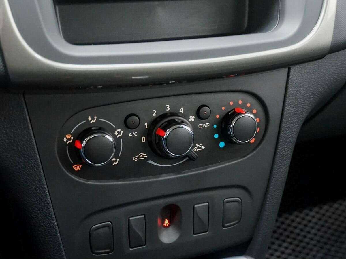 Купить Renault Logan Stepway, 2022, 29 100 км, фото №18