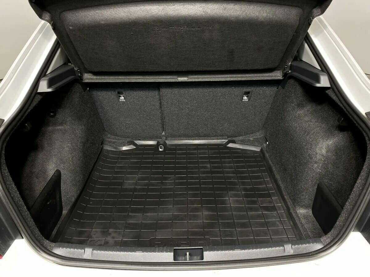 Купить Skoda Rapid, 2018, 52 000 км, фото №10