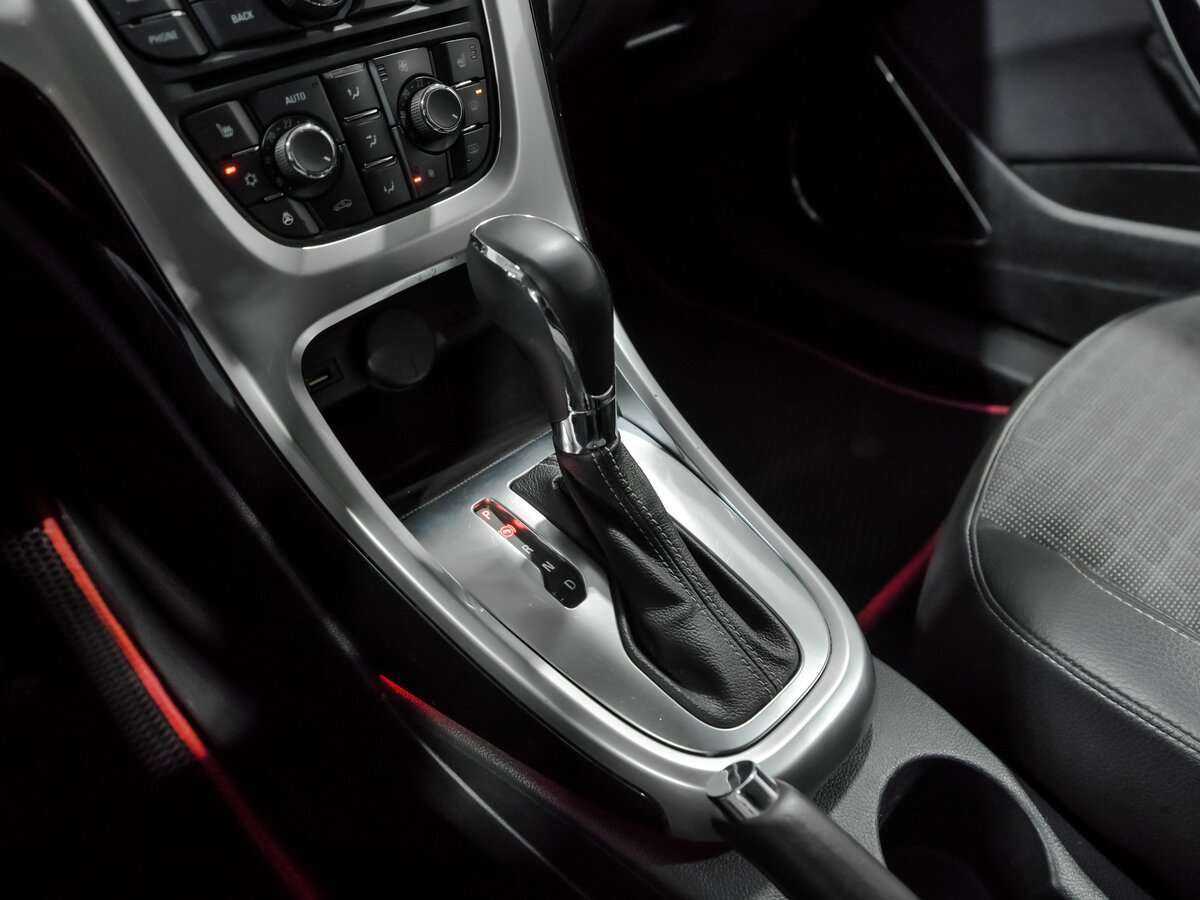 Купить Opel Astra GTC, 2013, 147 411 км, фото №8