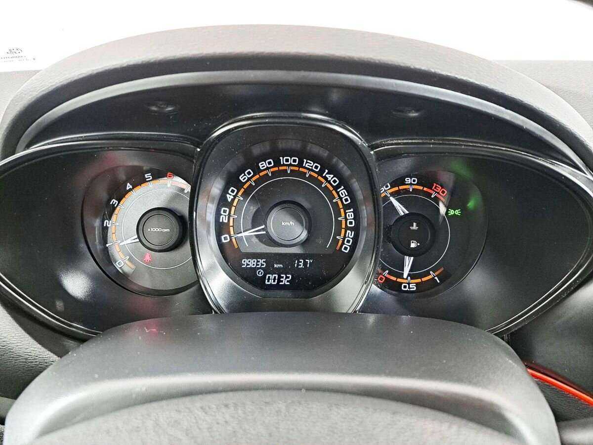 Купить Lada (ВАЗ) Vesta, 2018, 99 834 км, фото №11