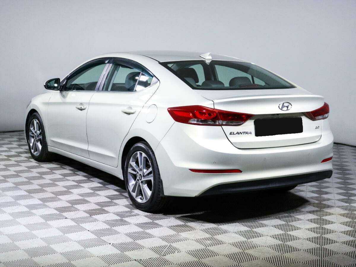Купить Hyundai Elantra, 2018, 128 900 км, фото №6