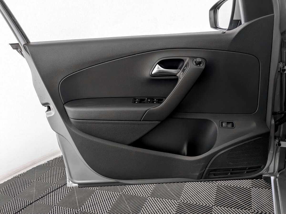 Купить Volkswagen Polo, 2019, 78 138 км, фото №18