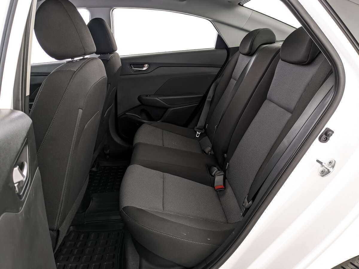 Купить Hyundai Solaris, 2022, 24 933 км, фото №14