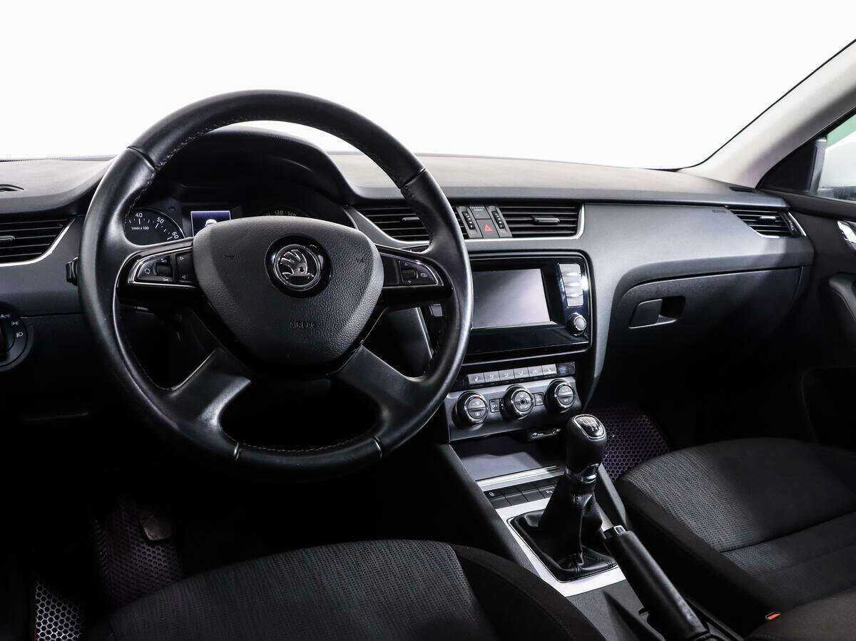 Купить Skoda Octavia, 2015, 225 559 км, фото №9