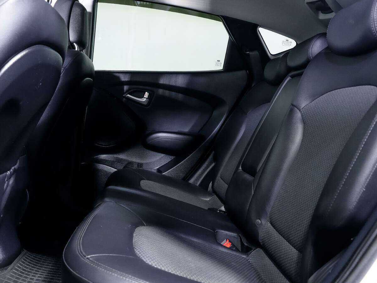 Купить Hyundai ix35, 2012, 165 171 км, фото №11