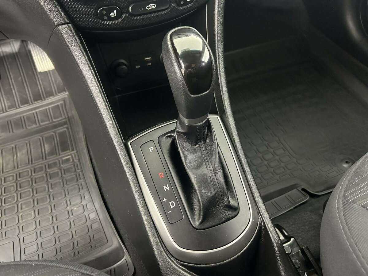 Купить Hyundai Solaris, 2016, 56 500 км, фото №13