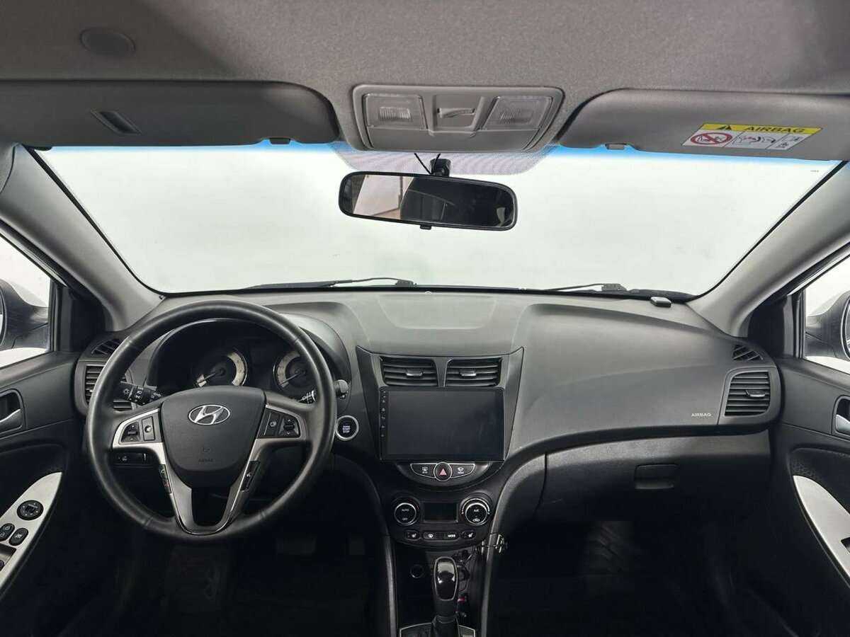 Купить Hyundai Solaris, 2016, 157 958 км, фото №7