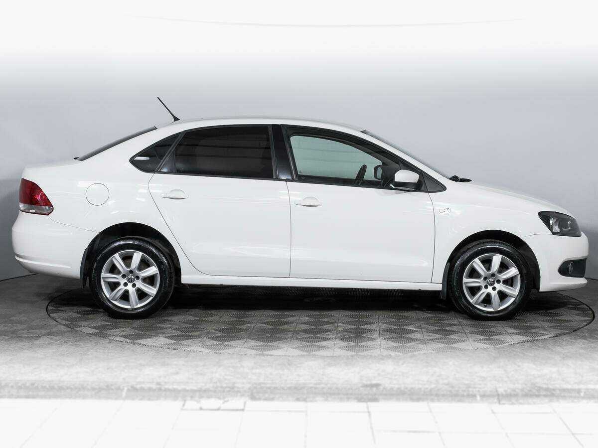 Купить Volkswagen Polo, 2013, 116 016 км, фото №4