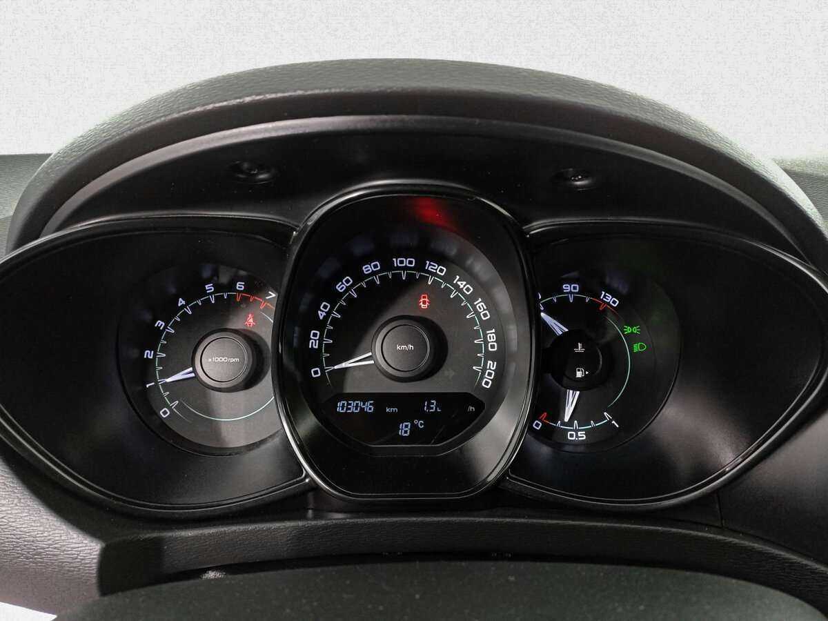 Купить Lada (ВАЗ) Vesta, 2017, 103 047 км, фото №11