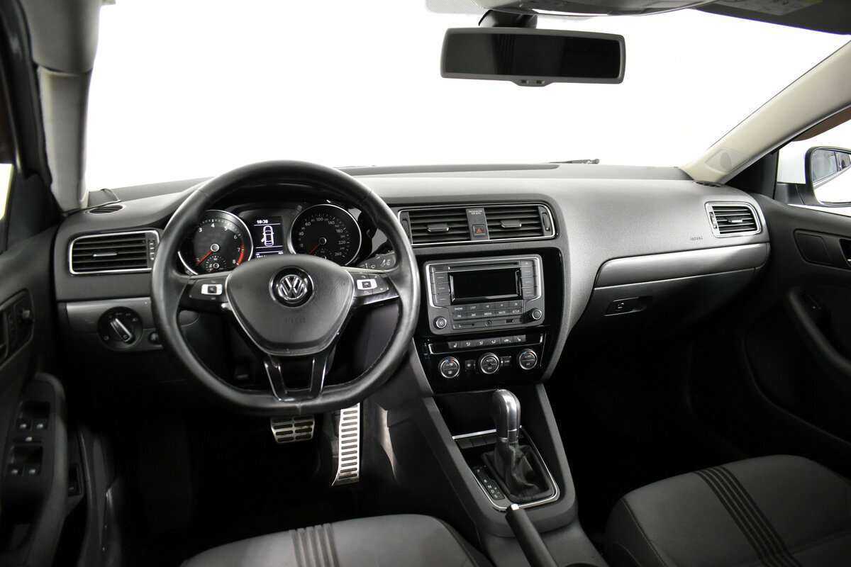 Купить Volkswagen Jetta, 2016, 183 000 км, фото №8