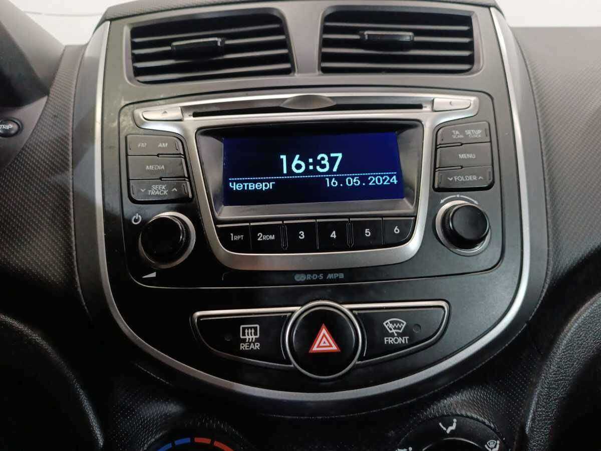 Купить Hyundai Solaris, 2016, 167 700 км, фото №13