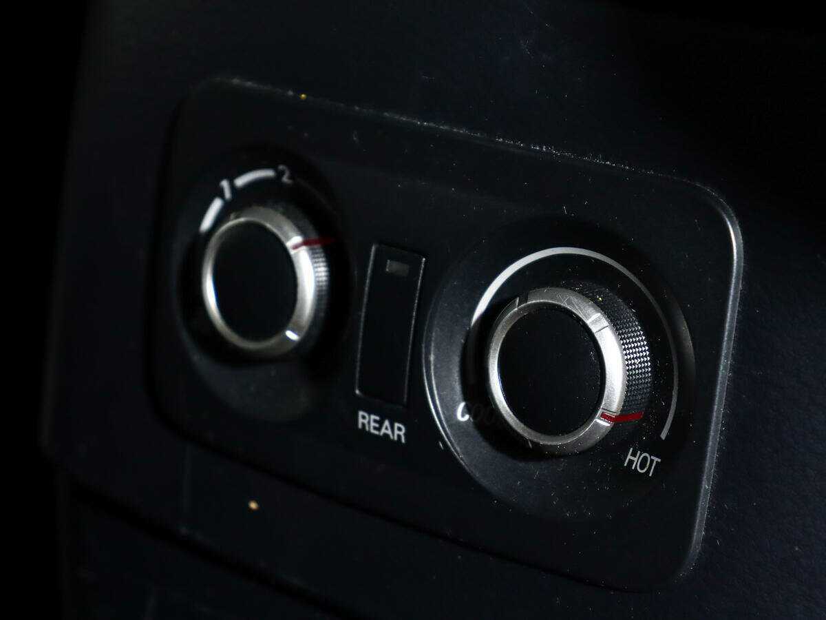 Купить Mitsubishi Pajero, 2012, 101 000 км, фото №12