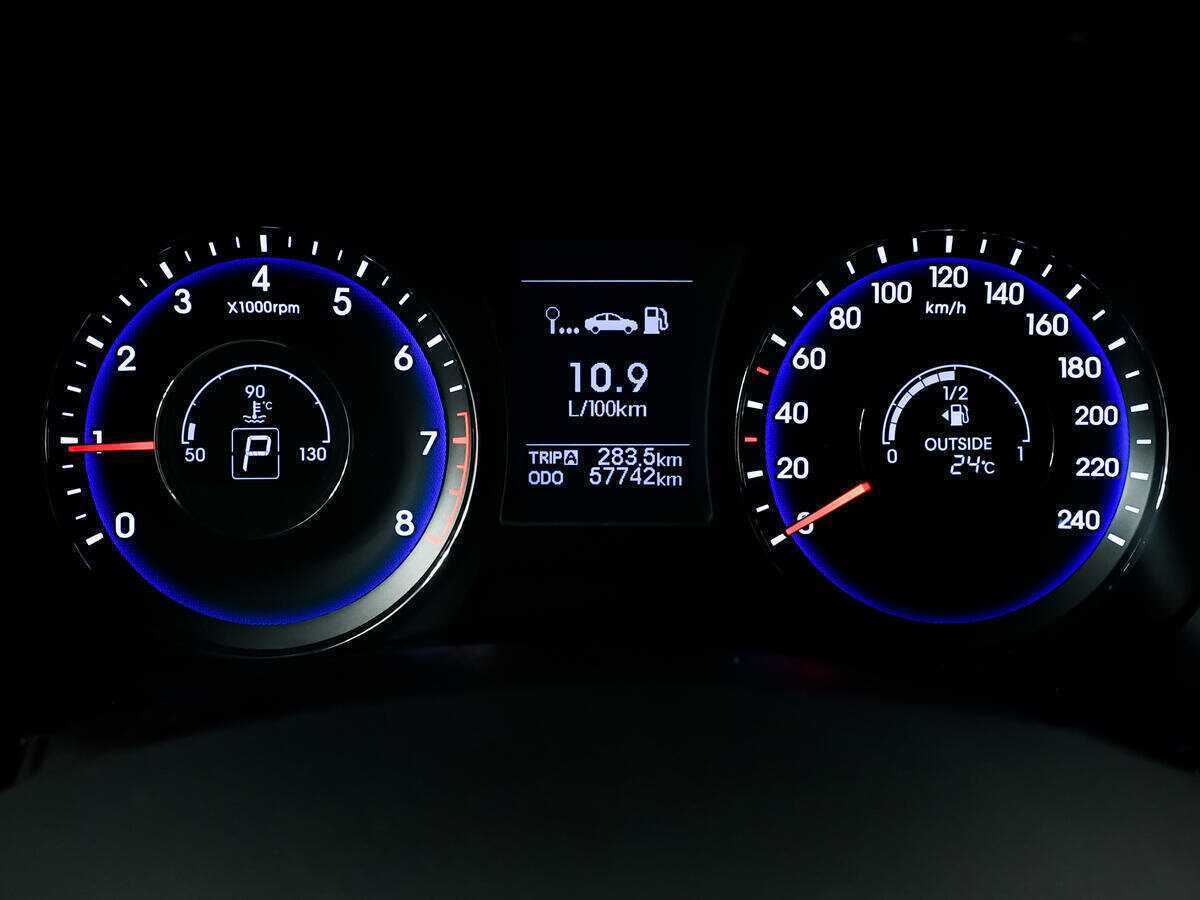 Купить Hyundai i40, 2013, 57 740 км, фото №8