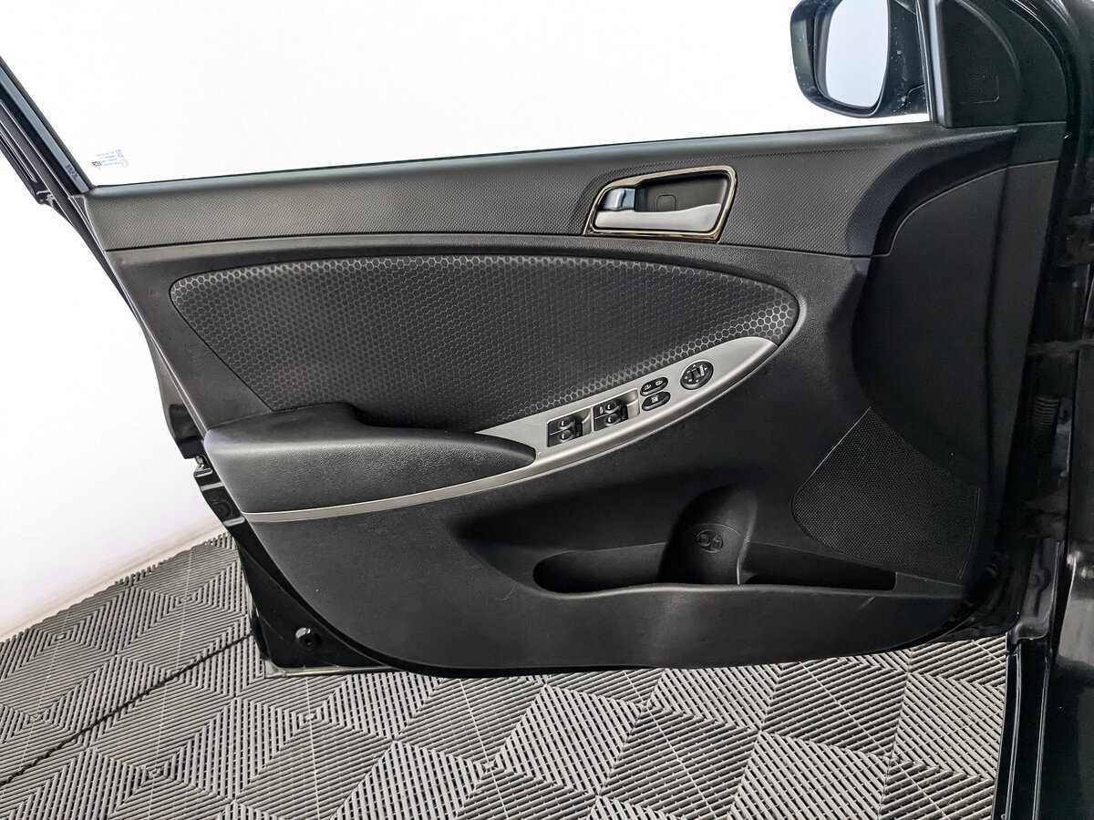 Купить Hyundai Solaris, 2015, 135 125 км, фото №15