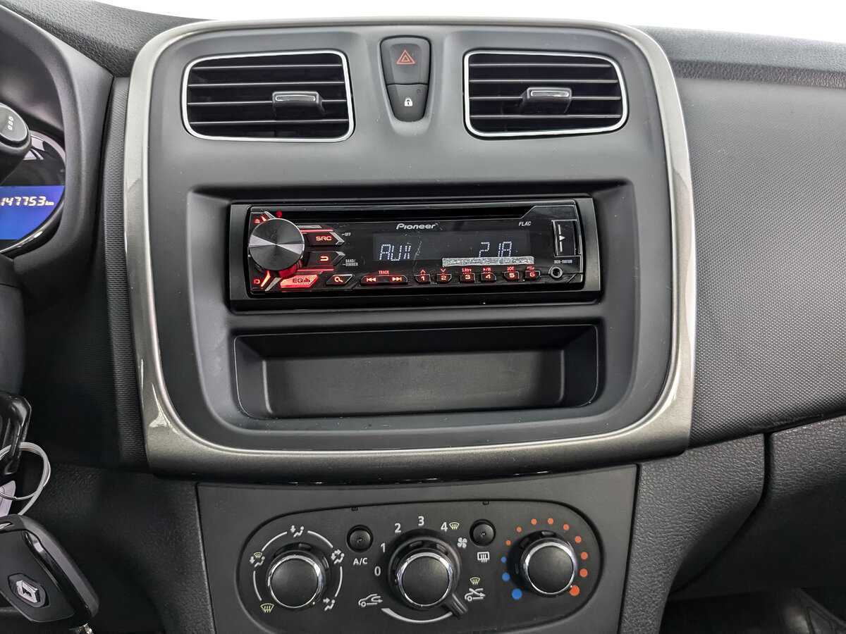 Купить Renault Logan, 2016, 147 751 км, фото №13