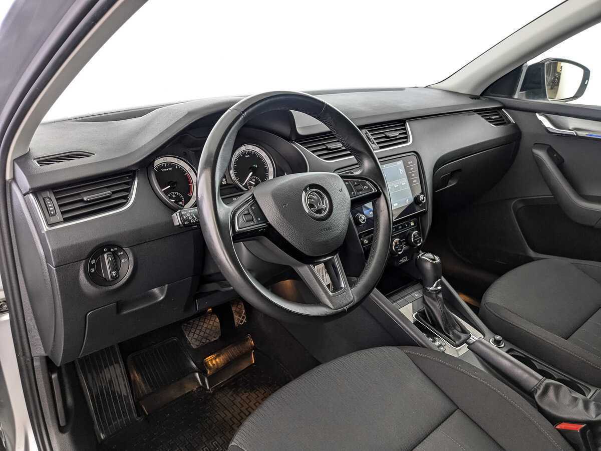 Купить Skoda Octavia, 2018, 49 889 км, фото №10