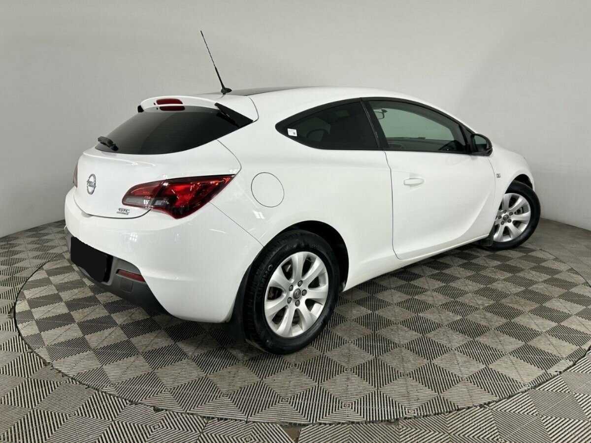 Купить Opel Astra GTC, 2014, 139 000 км, фото №6