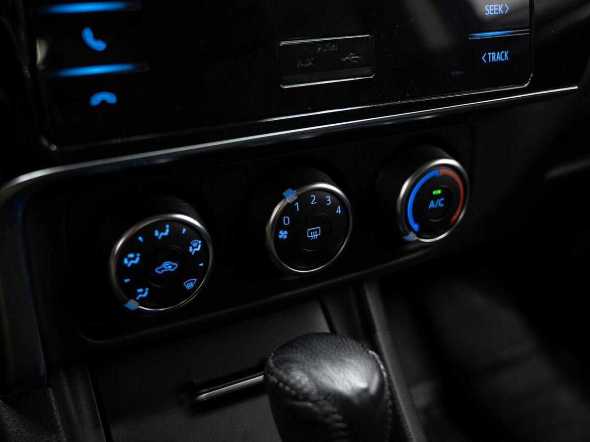 Купить Toyota Corolla, 2017, 70 077 км, фото №19