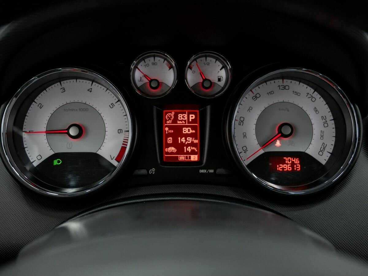 Купить Peugeot 408, 2017, 129 611 км, фото №19