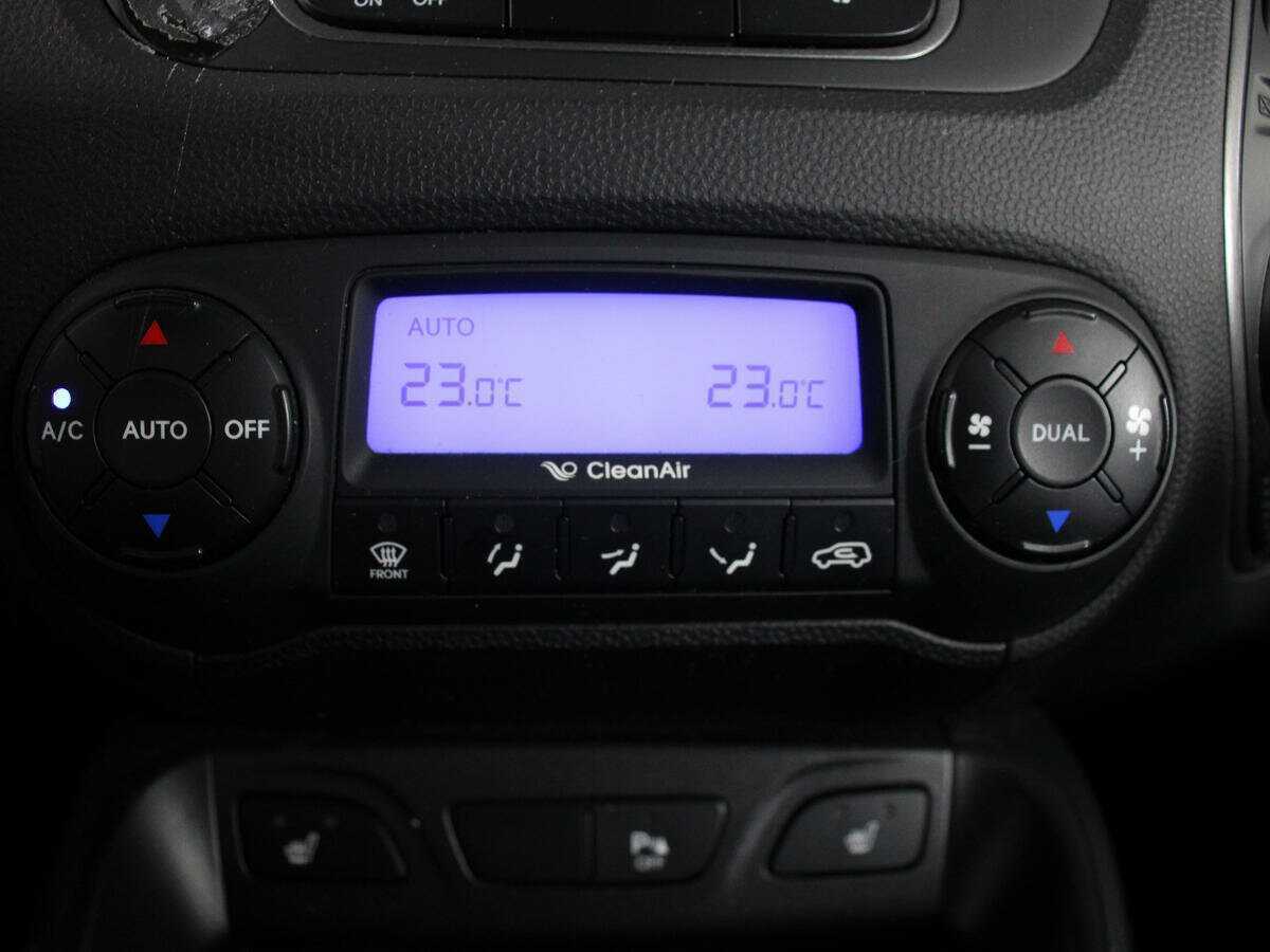 Купить Hyundai ix35, 2013, 182 117 км, фото №23