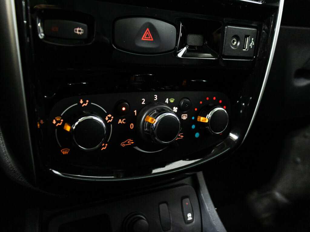 Купить Nissan Terrano, 2015, 130 254 км, фото №15