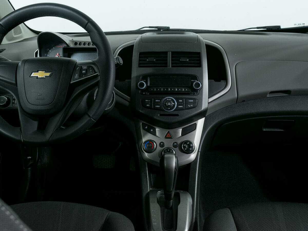 Купить Chevrolet Aveo, 2012, 117 522 км, фото №9