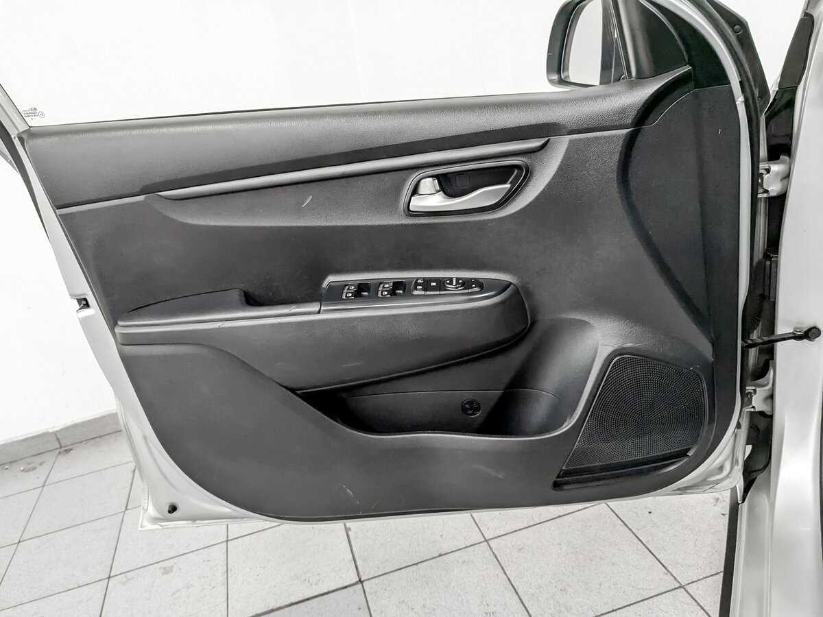 Купить Kia Rio X-Line, 2020, 198 470 км, фото №19