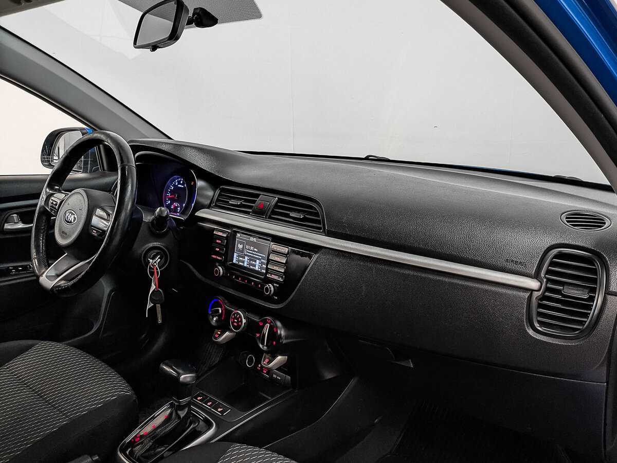 Купить Kia Rio X-Line, 2019, 177 890 км, фото №12