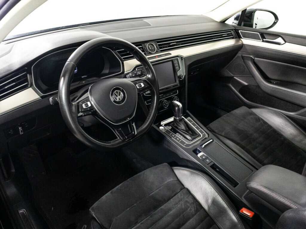 Купить Volkswagen Passat, 2016, 102 572 км, фото №11