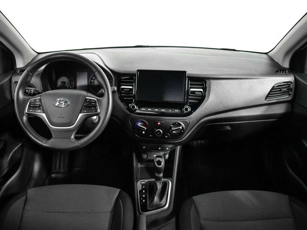 Купить Hyundai Solaris, 2021, 116 948 км, фото №12