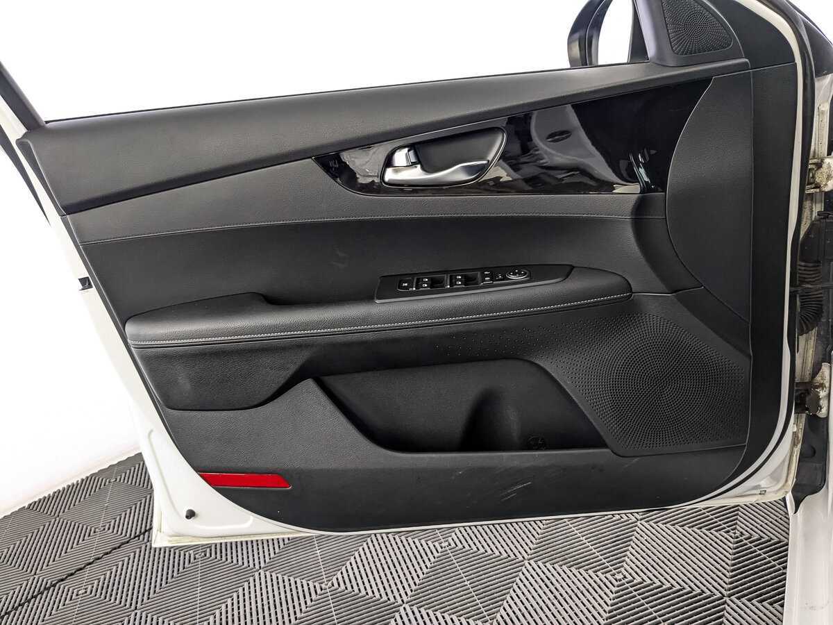 Купить Kia Cerato, 2020, 97 466 км, фото №17
