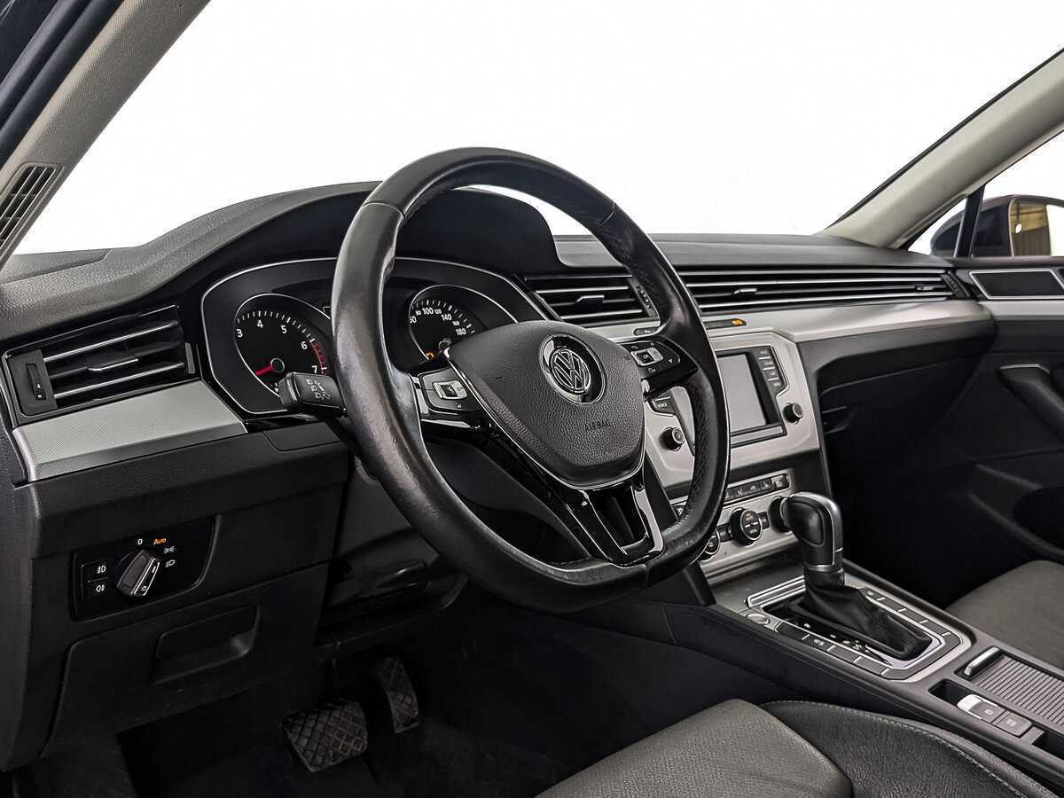 Купить Volkswagen Passat, 2016, 135 253 км, фото №16