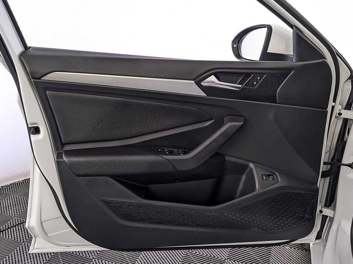 Купить Volkswagen Jetta, 2020, 53 251 км, фото №19