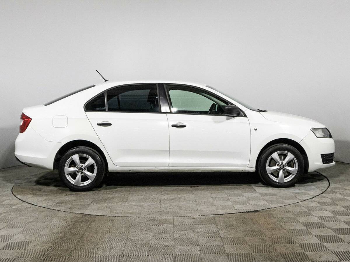 Купить Skoda Rapid, 2015, 190 541 км, фото №4