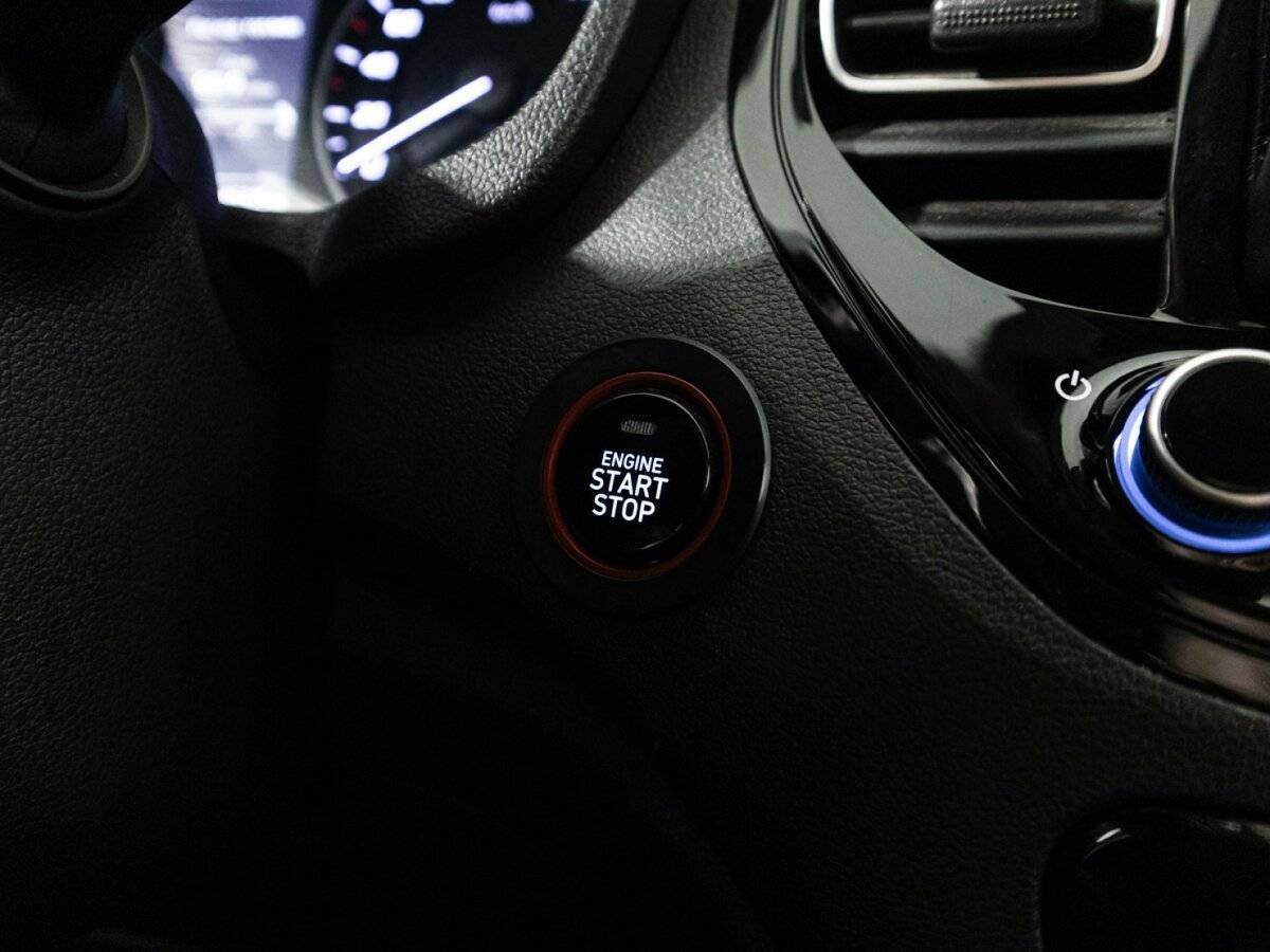 Купить Hyundai Solaris, 2020, 85 333 км, фото №18