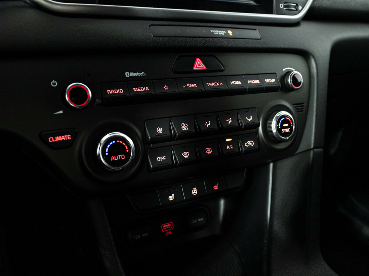 Купить Kia Sportage IV Рестайлинг, 2019, 86 299 км, фото №17