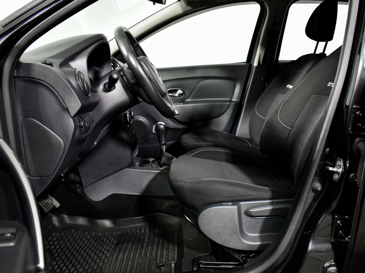 Купить Renault Sandero Stepway II, 2016, 50 473 км, фото №10